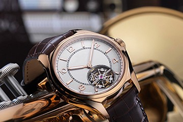 上海欧米茄表有水珠维修