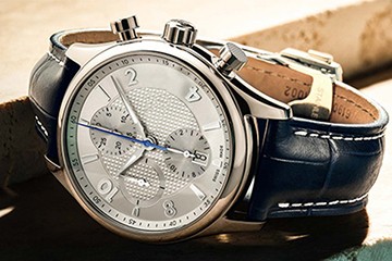 上海欧米茄表官方售后洗油